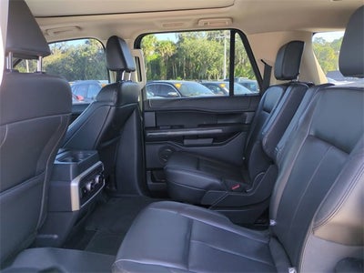 2022 Ford Expedition Max XLT