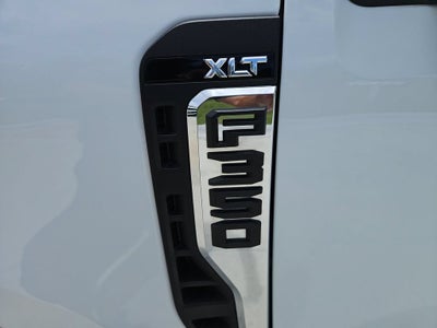 2026 Ford Super Duty F-350 DRW XL