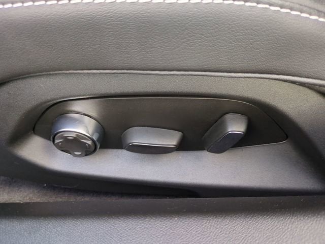 2025 Chevrolet Corvette Stingray 2LT