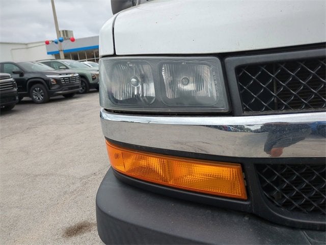 2020 Chevrolet Express Passenger 3500 1LT