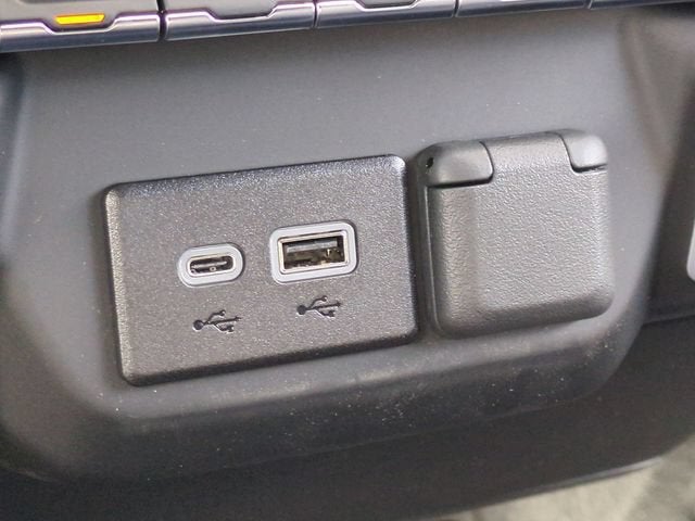 2026 Chevrolet Silverado 3500 HD WT DRW