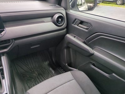 2024 Chevrolet Colorado WT