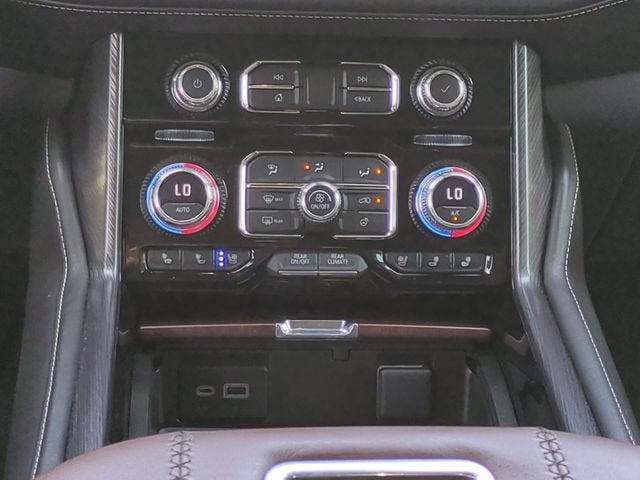 2023 GMC Yukon Denali Ultimate
