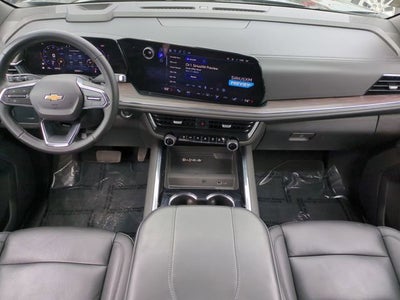 2025 Chevrolet Suburban LT