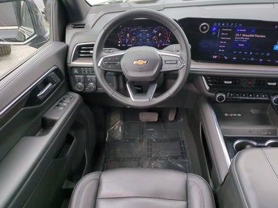 2025 Chevrolet Suburban LT