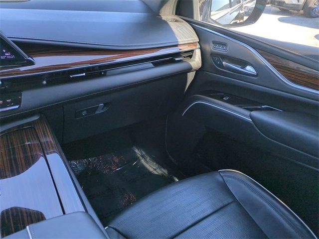 2022 Cadillac Escalade ESV Premium Luxury