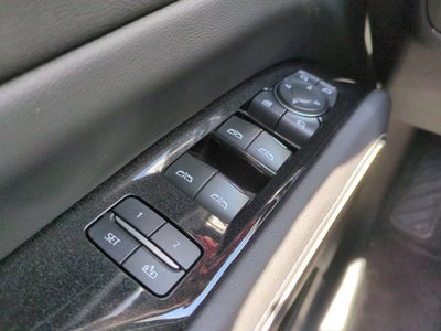 2022 Cadillac Escalade ESV Premium Luxury