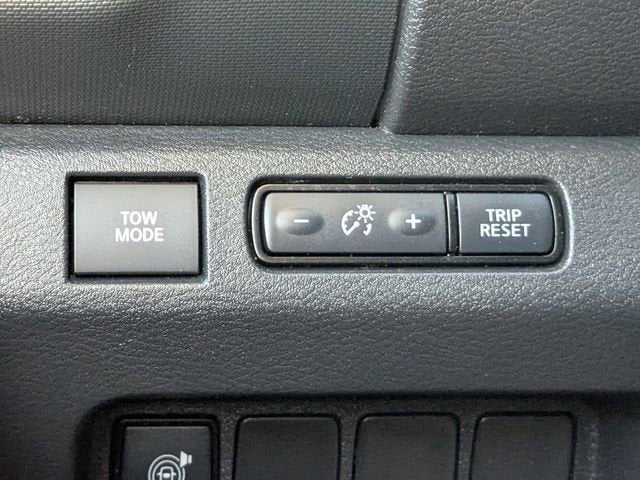 2023 Nissan Frontier PRO-X