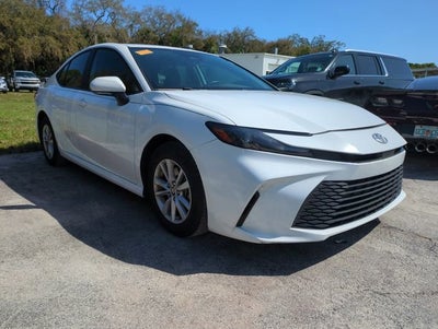 2025 Toyota Camry LE