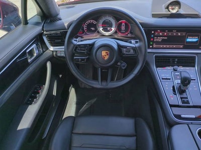 2022 Porsche Panamera GTS