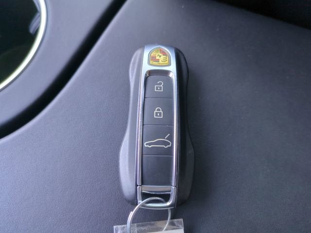 2022 Porsche Panamera GTS