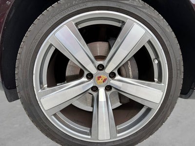 2024 Porsche Macan NA