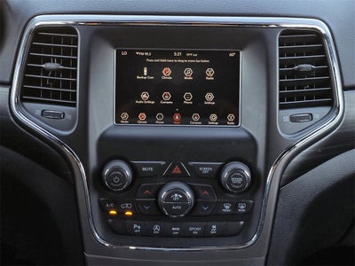 2020 Jeep Grand Cherokee Laredo E