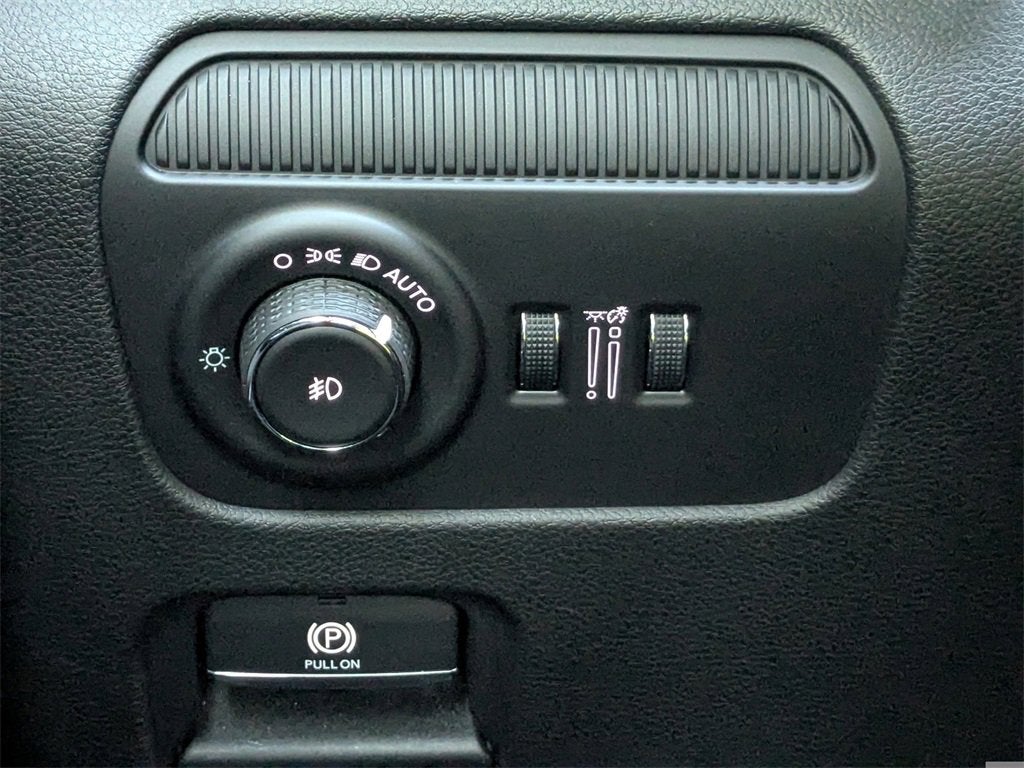 2025 Jeep Wagoneer Series II Carbide