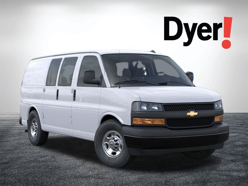 2025 Chevrolet Express Cargo WT