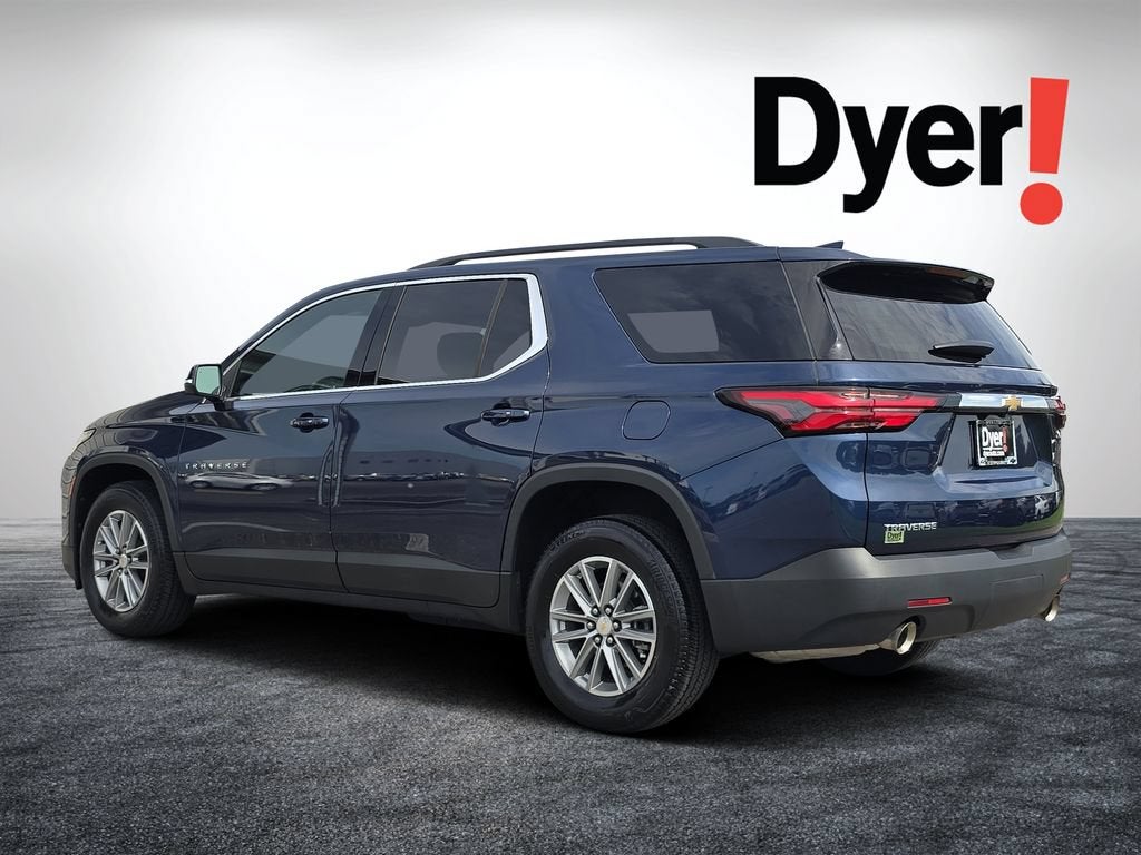 2023 Chevrolet Traverse LT Cloth