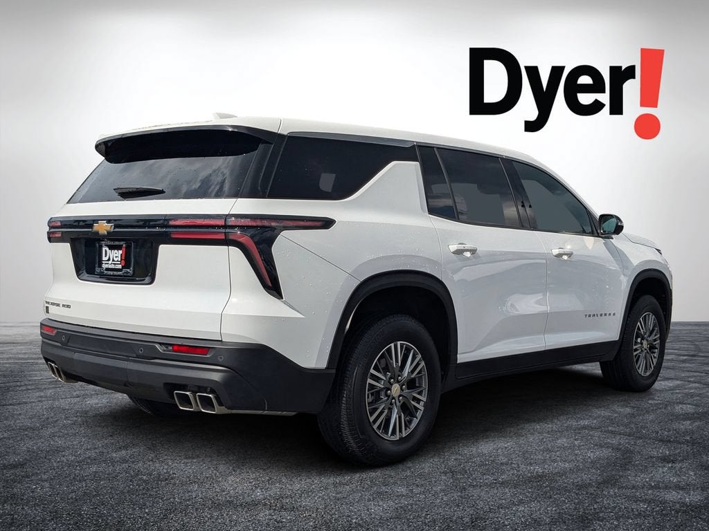 2024 Chevrolet Traverse LS