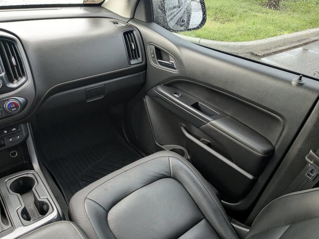 2022 GMC Canyon AT4 - Leather