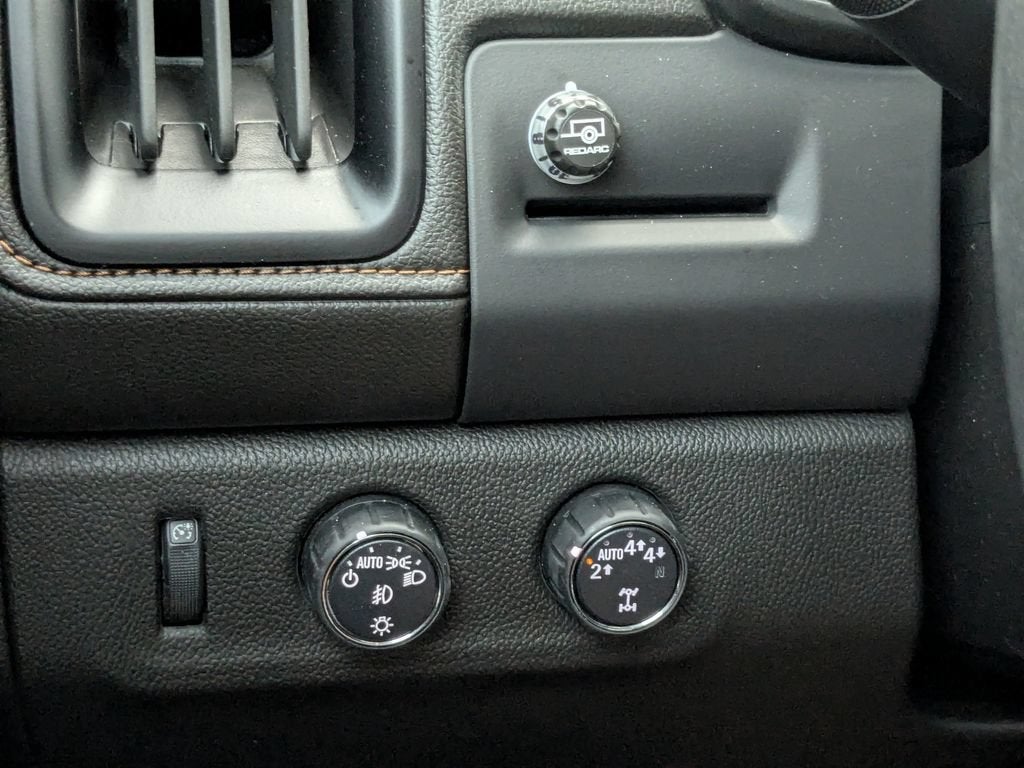 2022 GMC Canyon AT4 - Leather