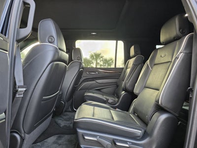 2022 Cadillac Escalade ESV Premium Luxury