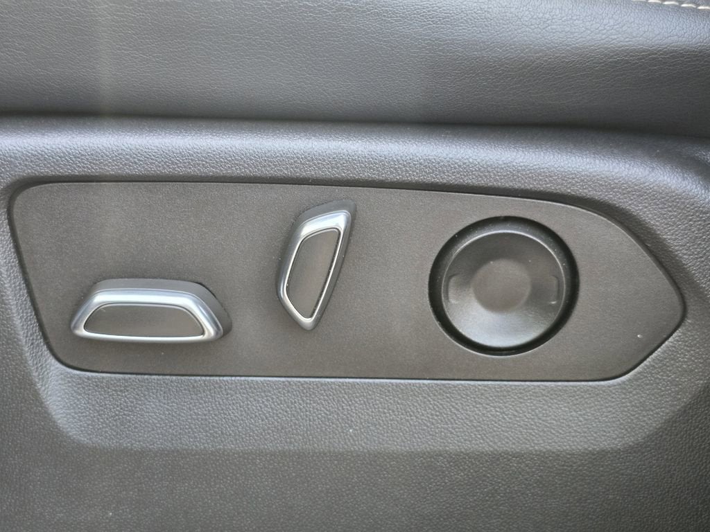 2022 Cadillac Escalade ESV Premium Luxury