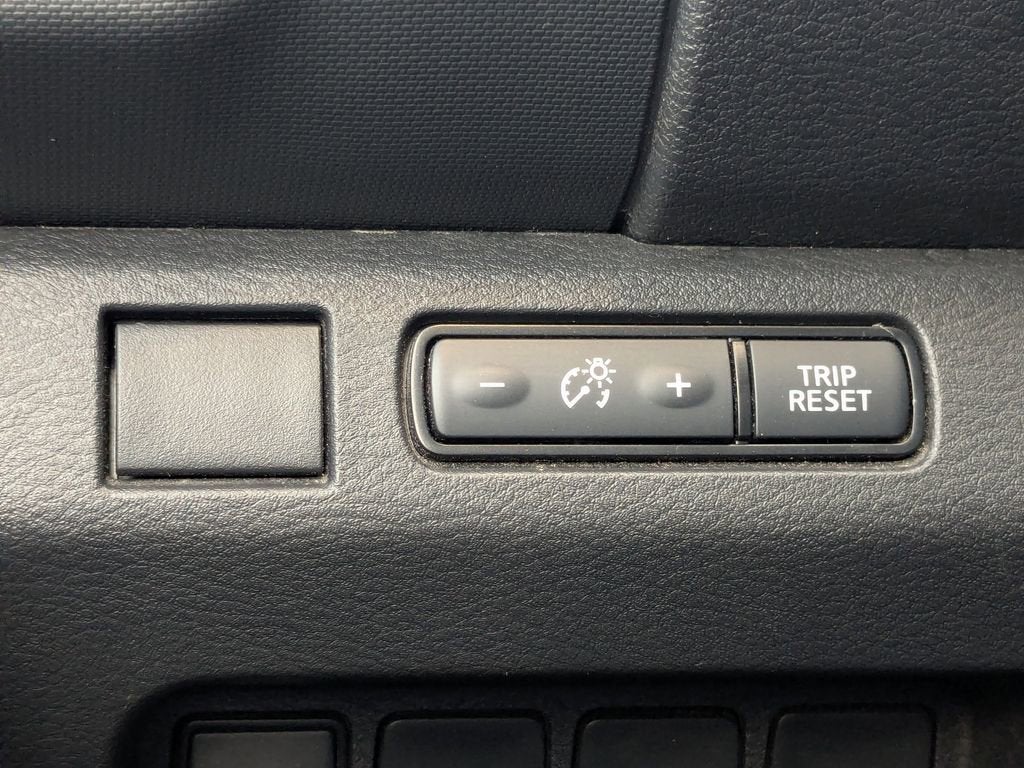 2023 Nissan Frontier S