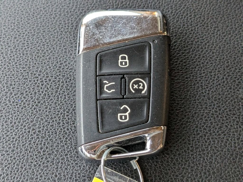 2021 Volkswagen Atlas 3.6L V6 SE w/Technology