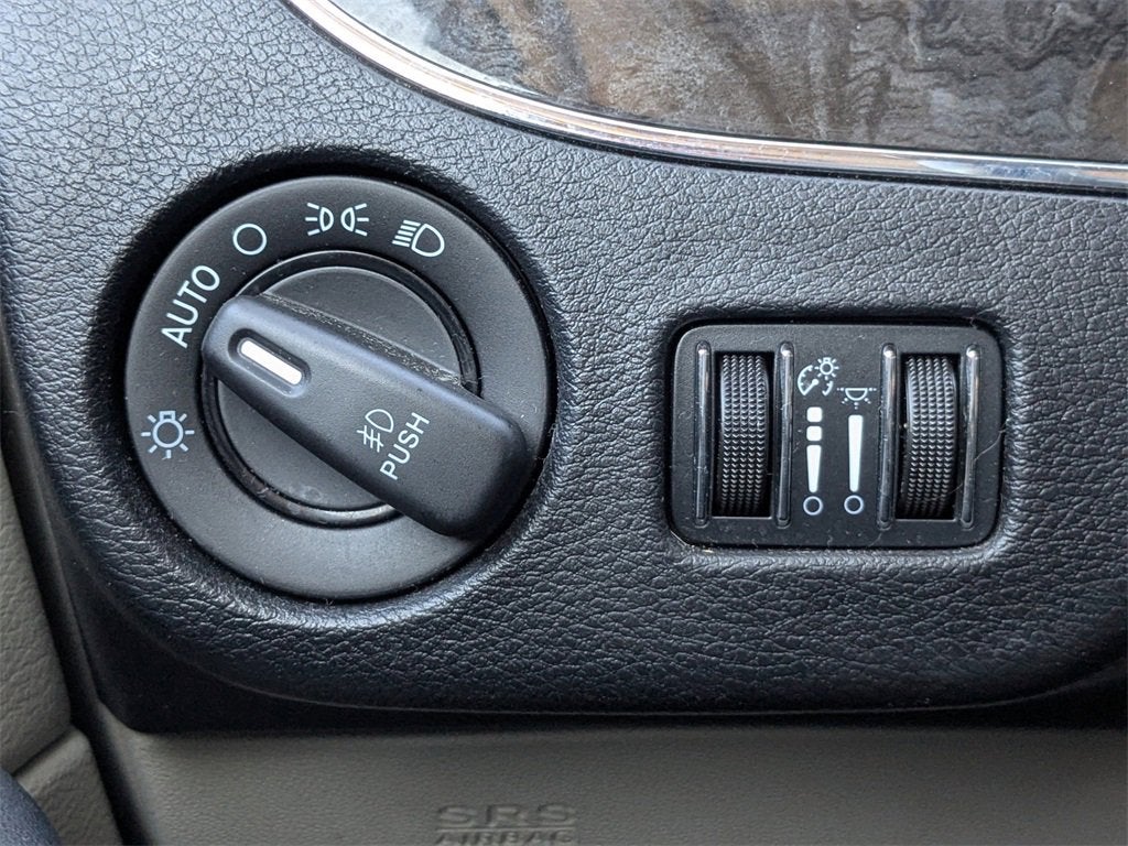 2015 Chrysler Town & Country Touring-L