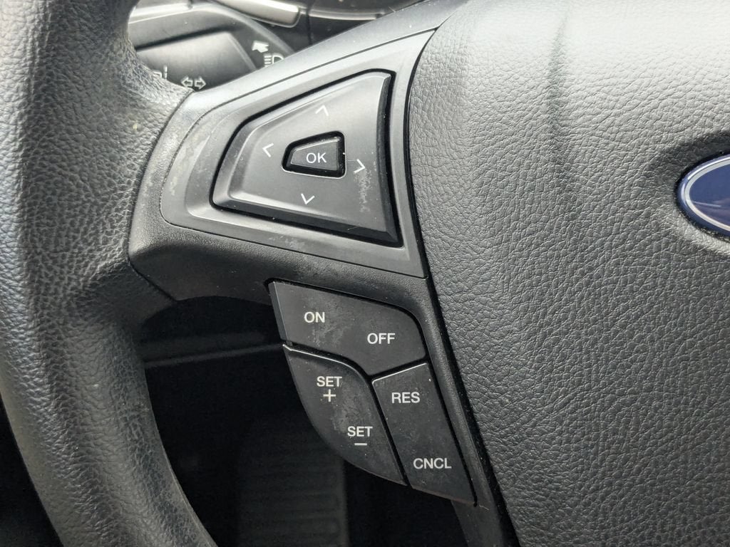 2021 Ford Edge SE
