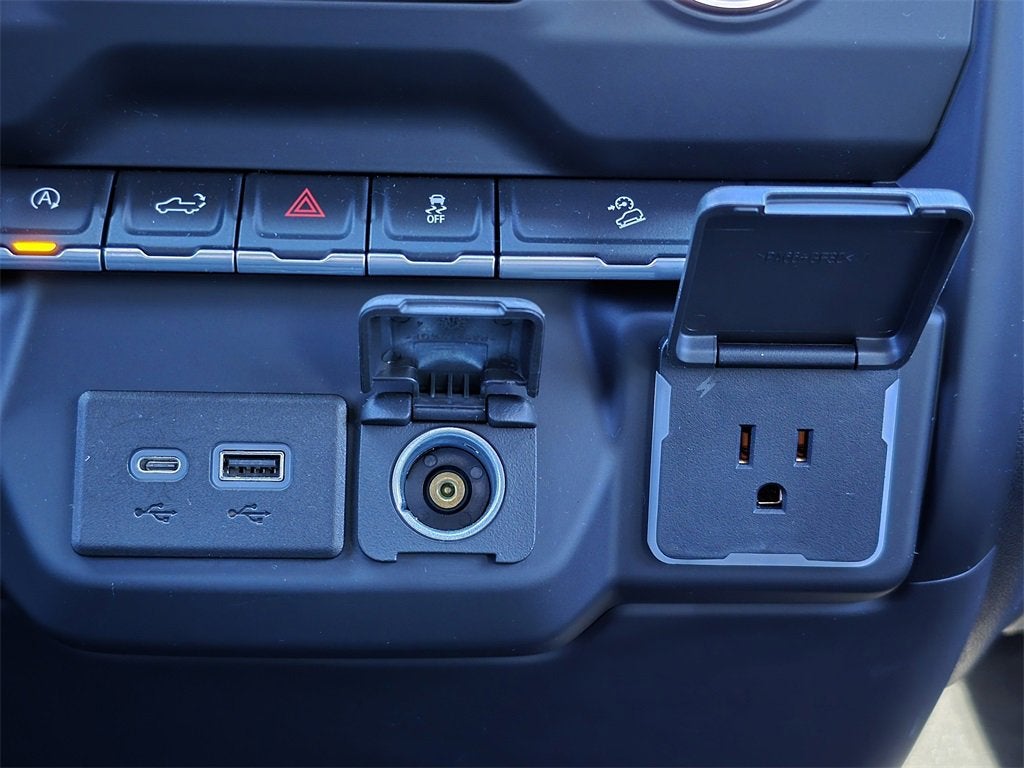 2023 Chevrolet Silverado 1500 Custom Trail Boss