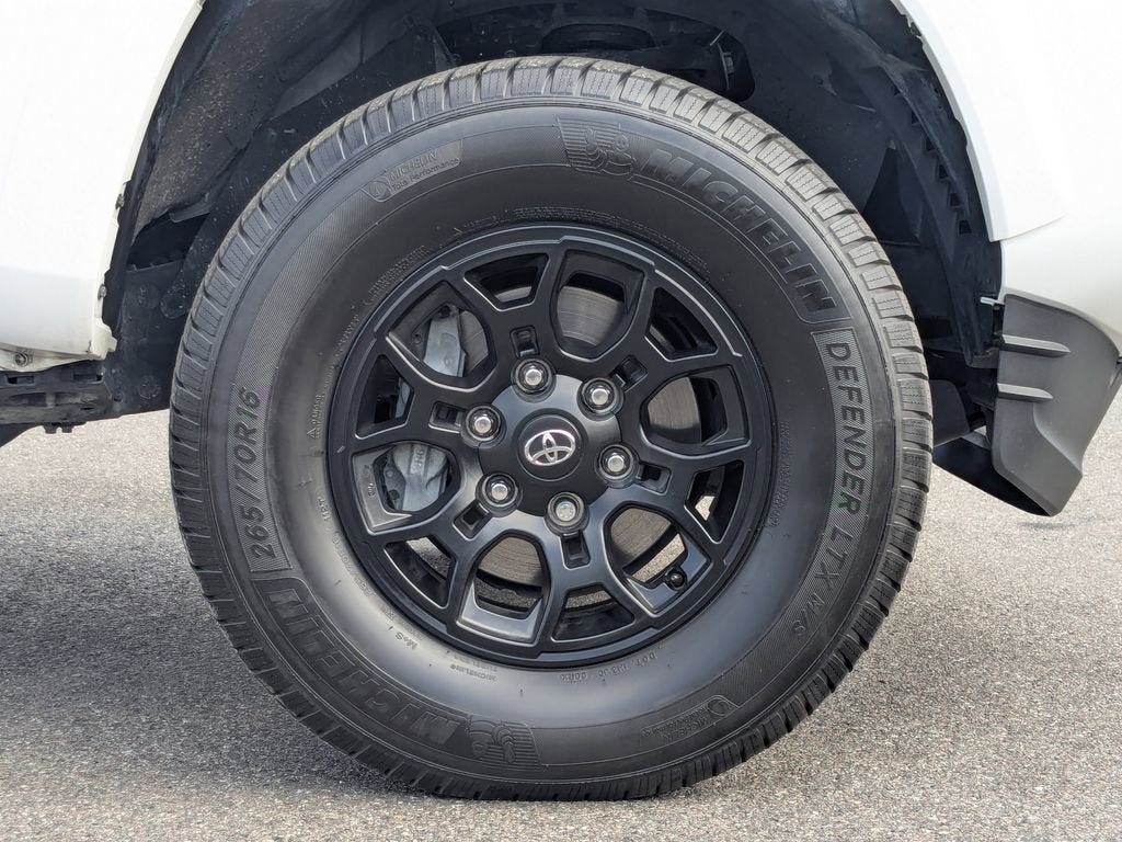 2022 Toyota Tacoma 2WD SR5