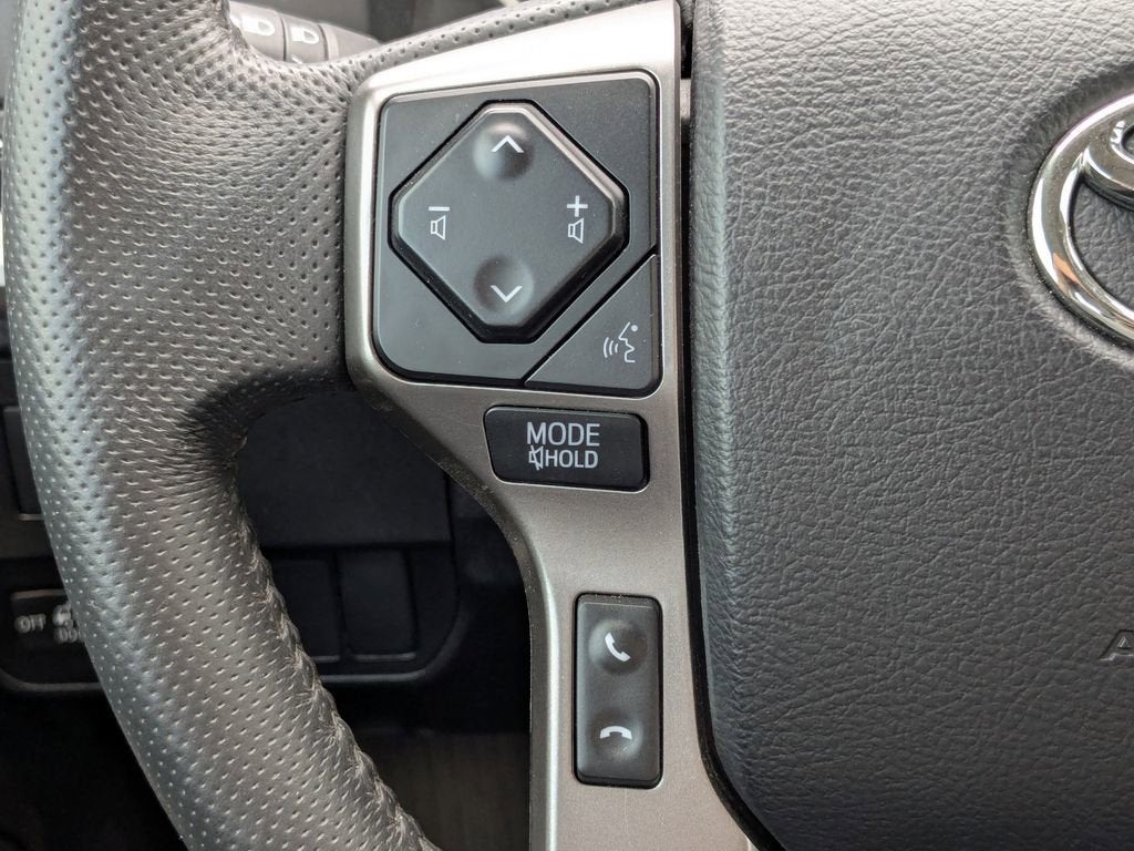2022 Toyota Tacoma 2WD SR5