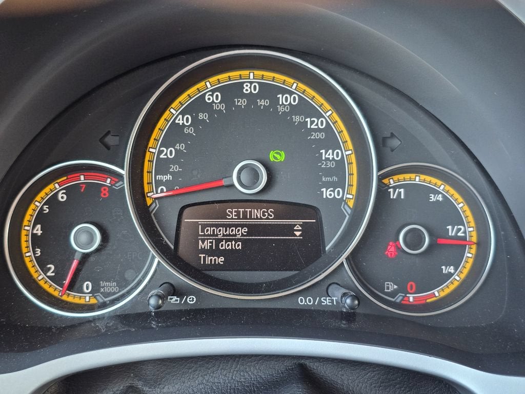 2017 Volkswagen Beetle Convertible 1.8T Dune
