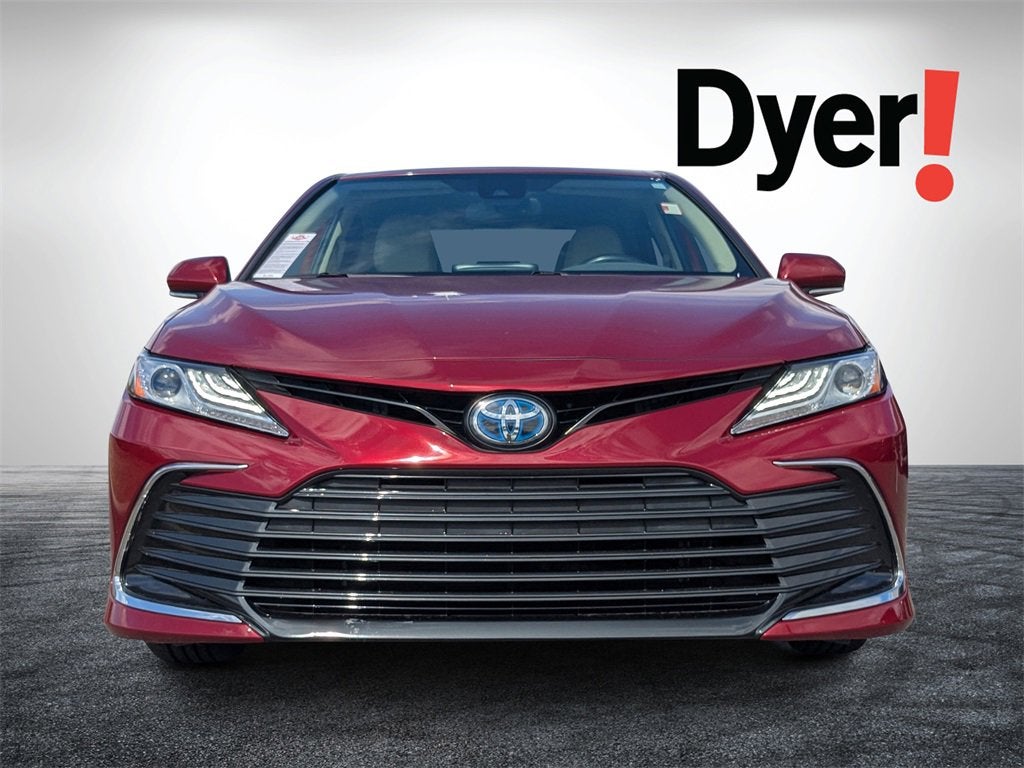 2022 Toyota Camry Hybrid XLE