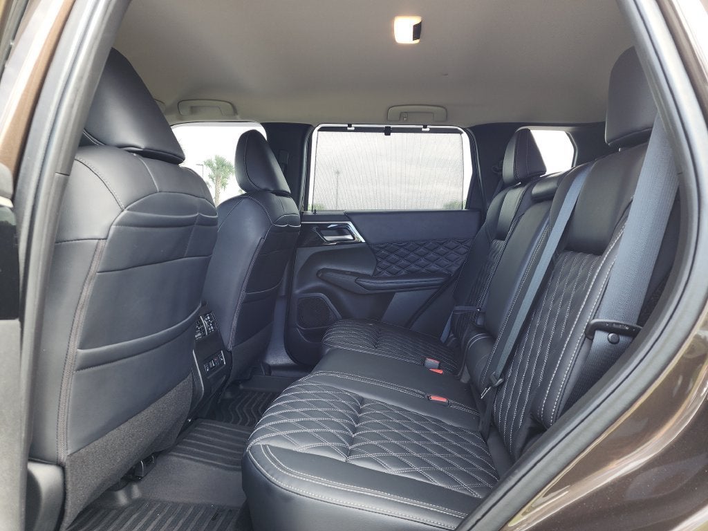 2024 Mitsubishi Outlander SEL