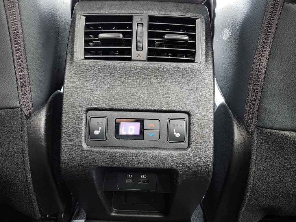 2024 Mitsubishi Outlander SEL