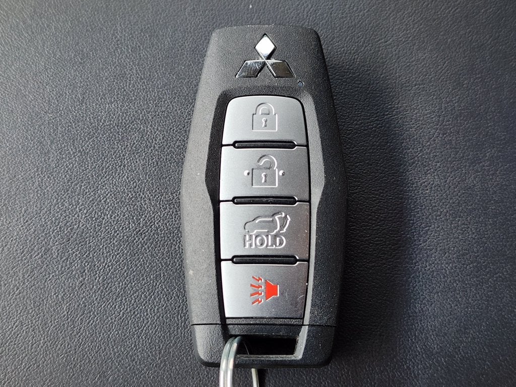 2024 Mitsubishi Outlander SEL