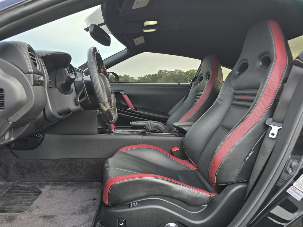 2015 Nissan GT-R Black Edition