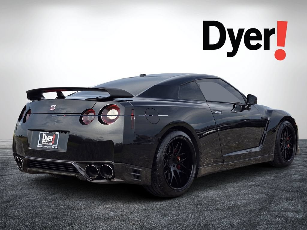 2015 Nissan GT-R Black Edition