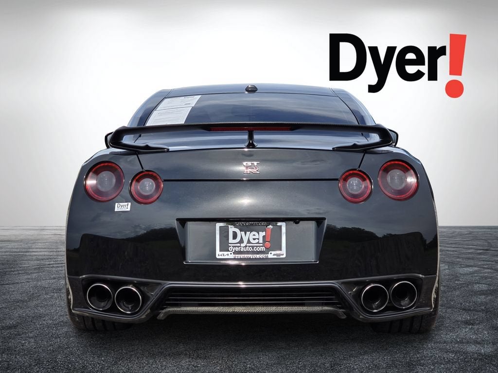 2015 Nissan GT-R Black Edition