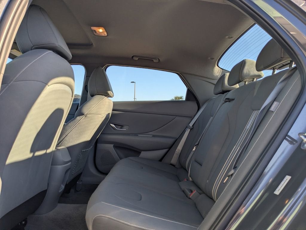 2025 Hyundai Elantra SEL Convenience