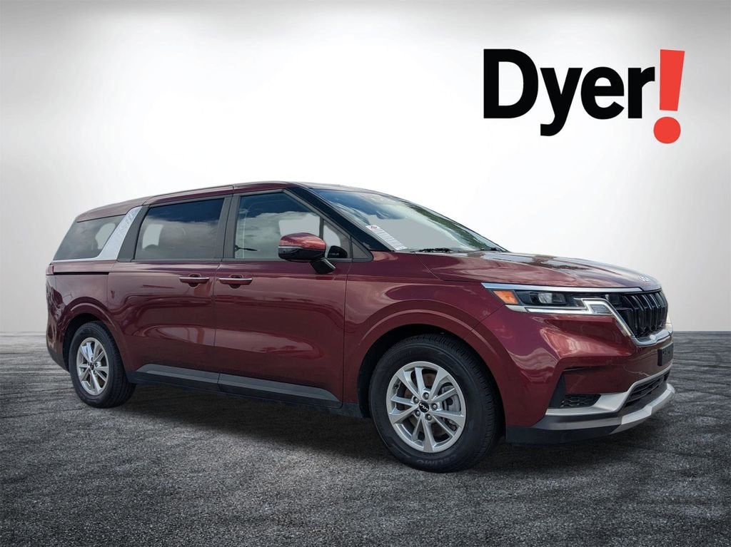 2024 Kia Carnival LX