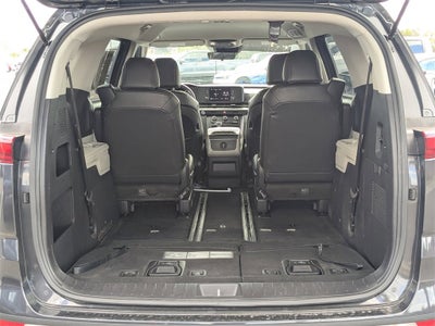 2024 Kia Carnival LX