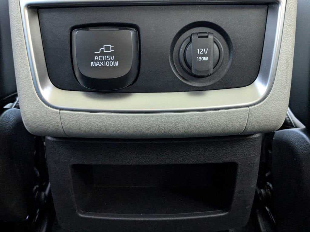 2024 Kia Carnival SX