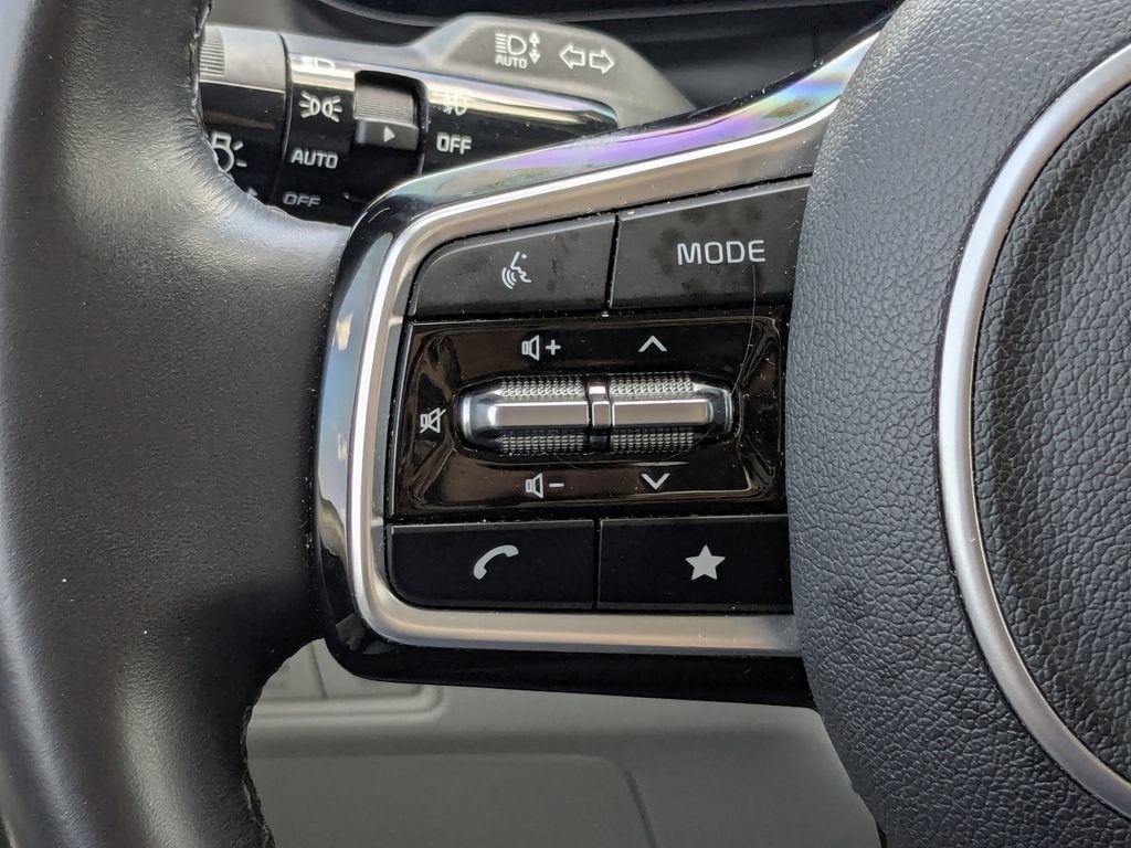 2024 Kia Carnival SX