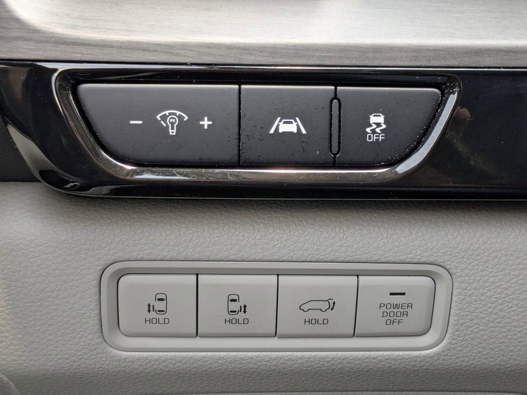 2024 Kia Carnival SX