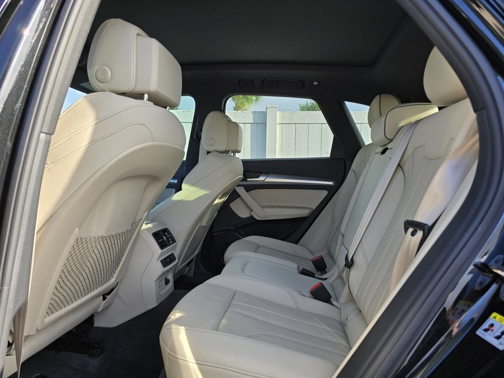 2025 Audi Q5 S line Premium