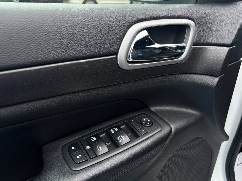2018 Jeep Grand Cherokee Laredo E 4x2