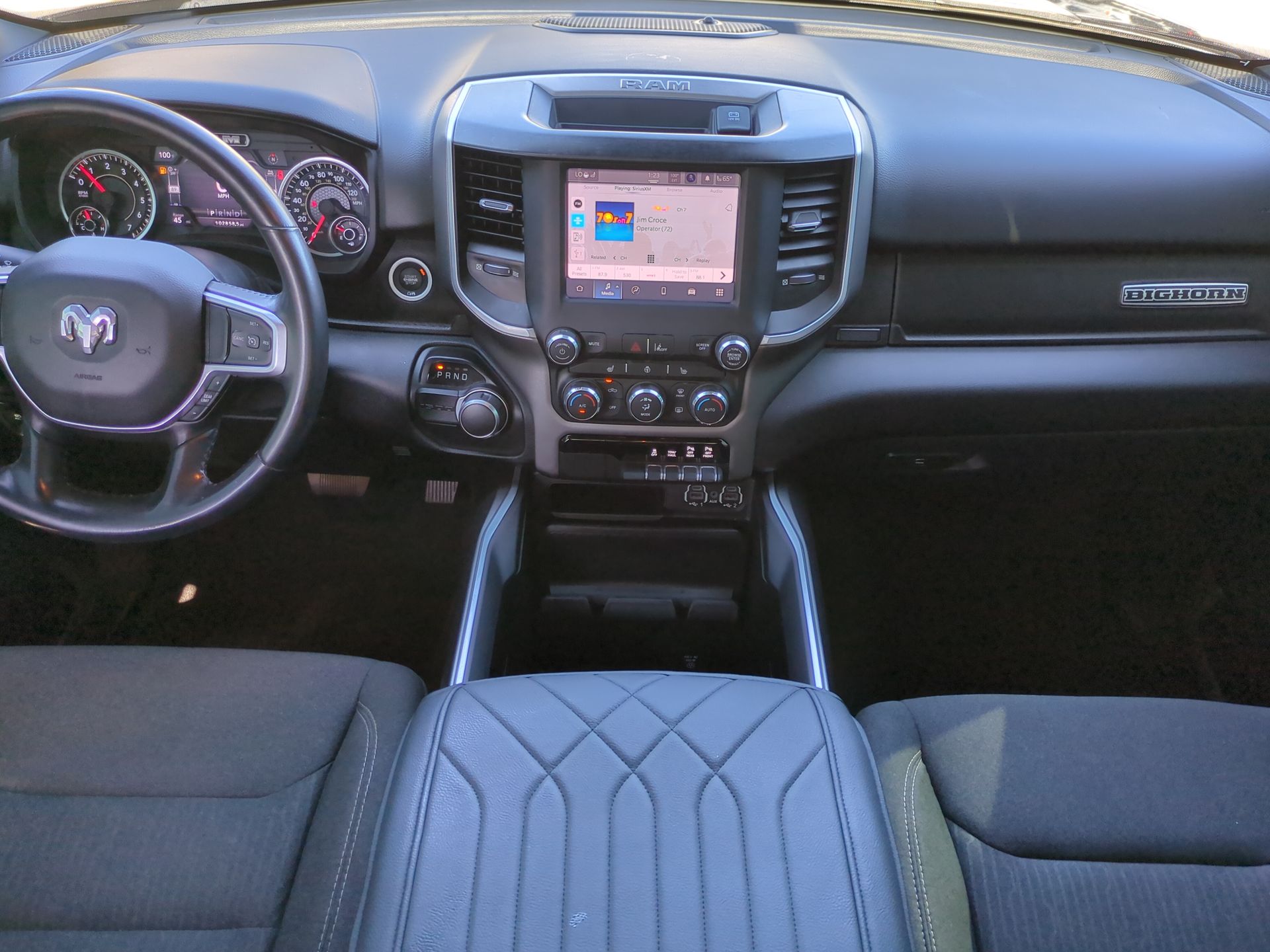 2022 RAM 1500 Big Horn Quad Cab 4x2 6'4" Box