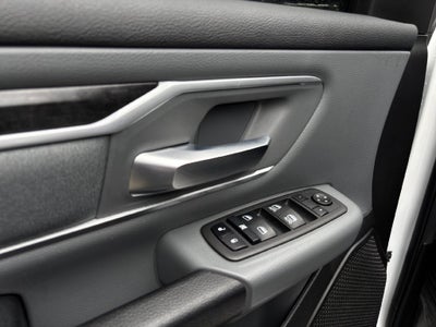 2023 RAM 1500 Big Horn Crew Cab 4x4 5'7" Box